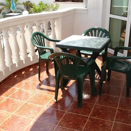 Veselina Guest house *